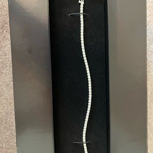 Iberjoya tennis bracelet, 5.0ct diamonds.